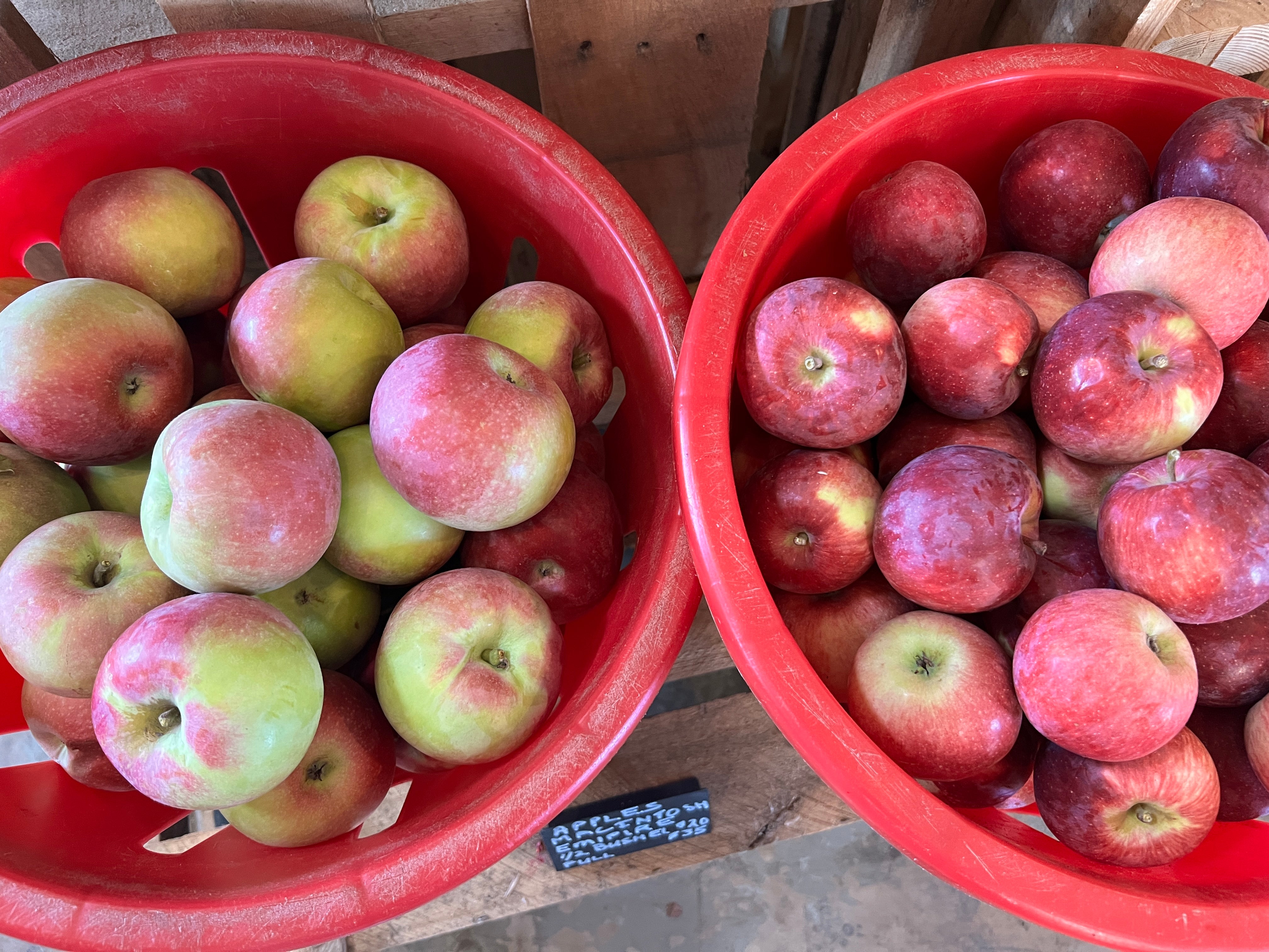 1/2 Bushel Mixed Apple Sale $5 off